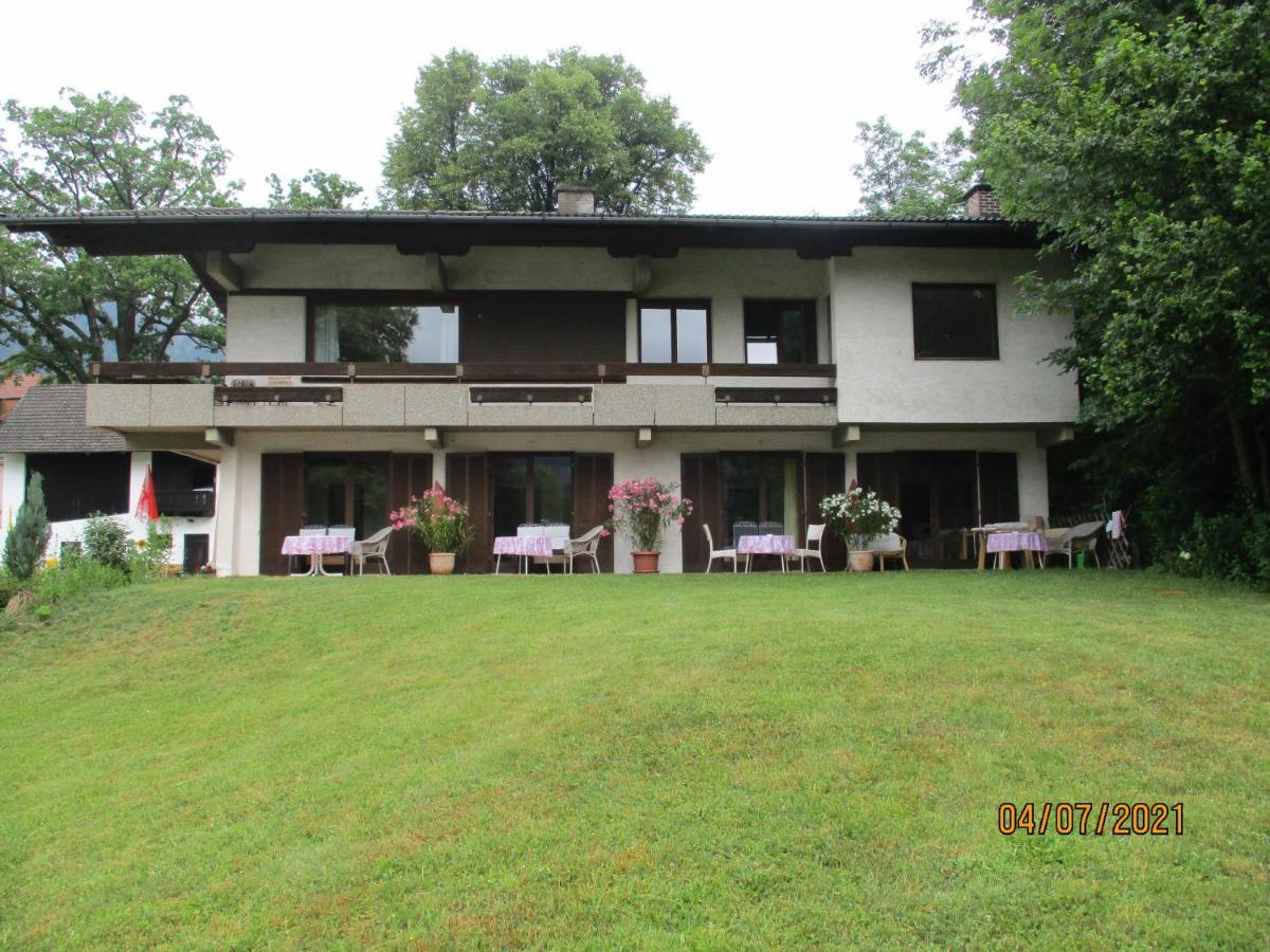 Bed and Breakfast Gästehaus Leo Bodensdorf Exterior foto